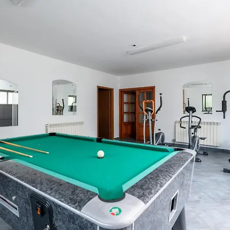 Hotel Secluded Irma With Pool On The Edge Of Forest In Liznjan, Istria, Croatia 4*